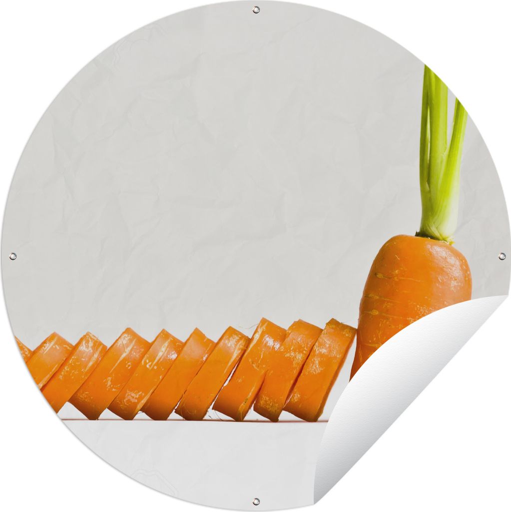 MuchoWow Gartenposter Outdoor-Poster Rund Geschnitzte orangefarbene Karotte auf einem hellen Hintergrund Ø 150 cm Gartendeko Rundes Poster draußen