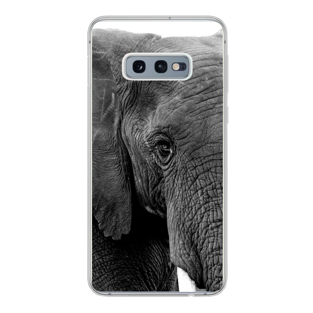 MuchoWow Handyhülle Schutzhülle Hülle für Samsung Galaxy S10e Elefant - Tiere - Schwarz - Weiß - Natur Silikon Softcase Handy Hülle - Handy