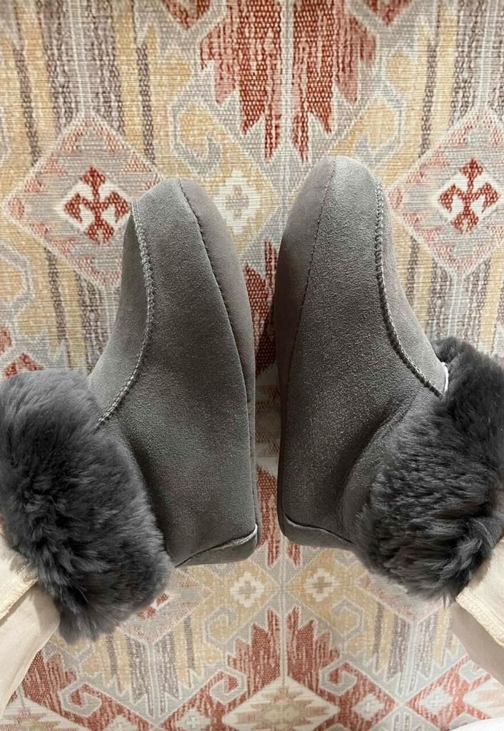 Lammfell Hausschuhe Ibiza Grau Größe 45 -