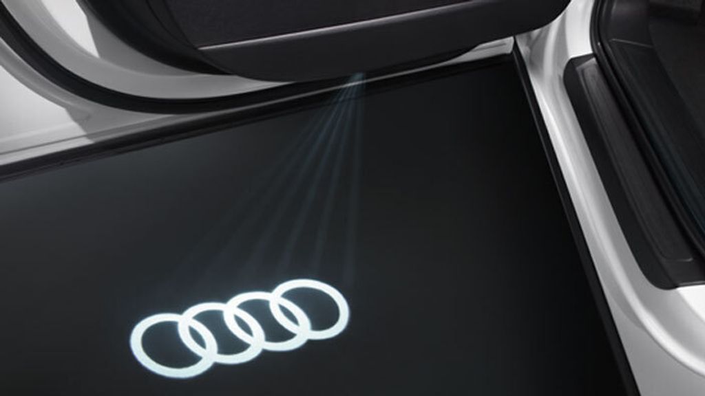 Original Audi LED Einstiegsbeleuchtung Stecker Emblem Produktbild 