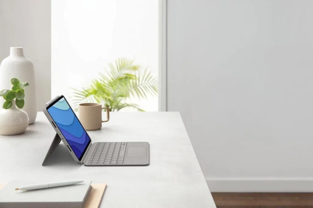 Clavier iPad Pro 11 Logitech Combo Touch Sable, Trackpad Multi-Touch - 3