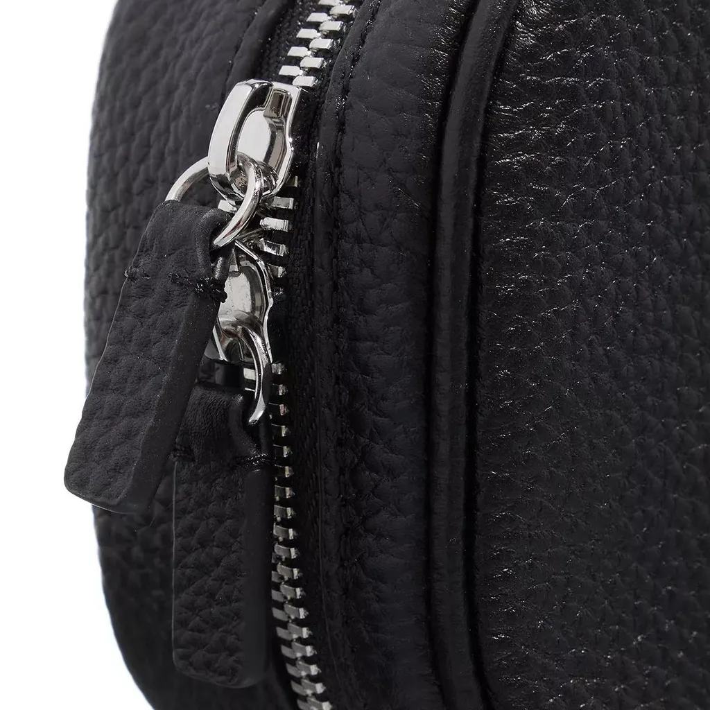 Sac carré Lacoste noir : la solution pour ranger vos essentiels - 8