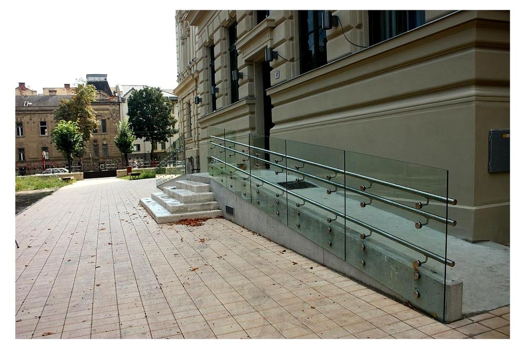 Edelstahl Punkthalter 30mm für Glas 6-12,76 mm Glashalter V2A Geländer Glasklemme rund Halterung für Glasplatte