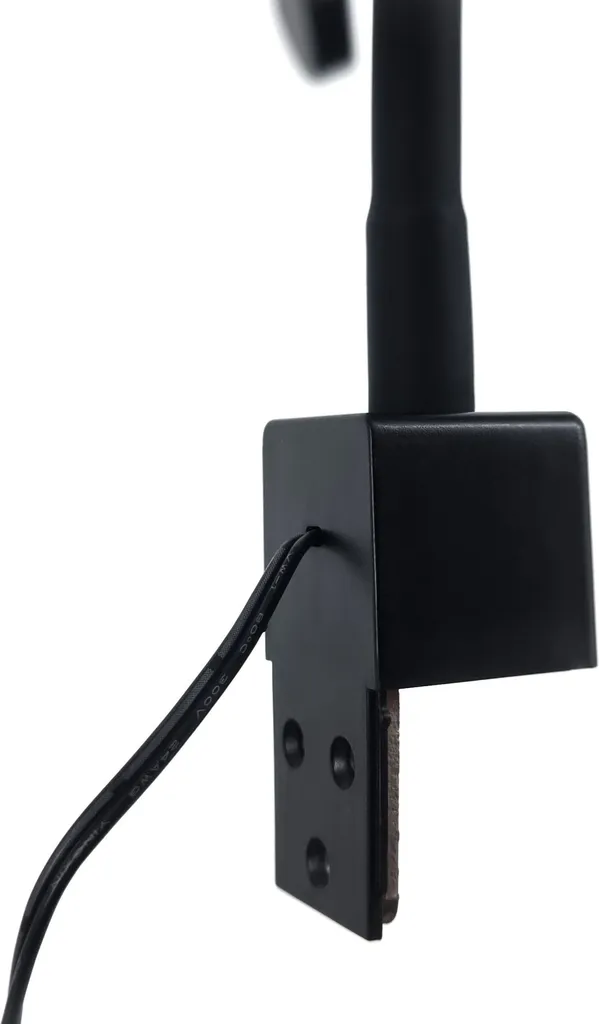 Dites adieu au manque de prises avec ces liseuses LED USB-C murales x2 - 9