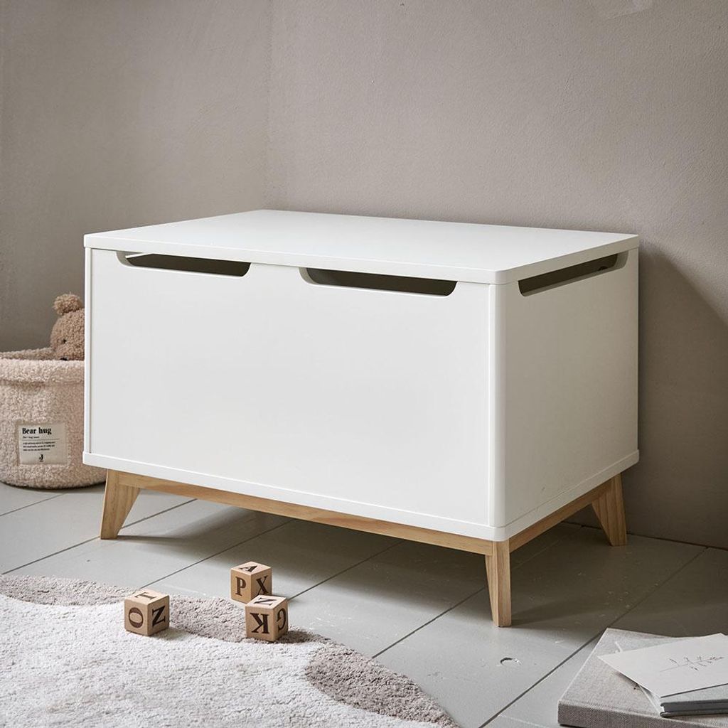 Petite Amélie Spielzeugkiste aus Holz Cerise - Weiß