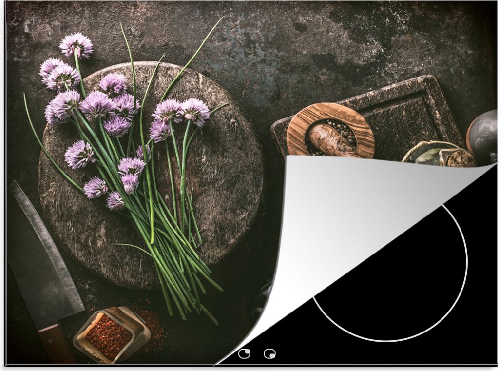 KitchenYeah Herdabdeckplatte Schnittlauch - Küche - Mörser - Rustikal - Kräuter - Lila , 58x51cm, Küche Deko, Glaskeramikfeld Herdabdeckung, ...