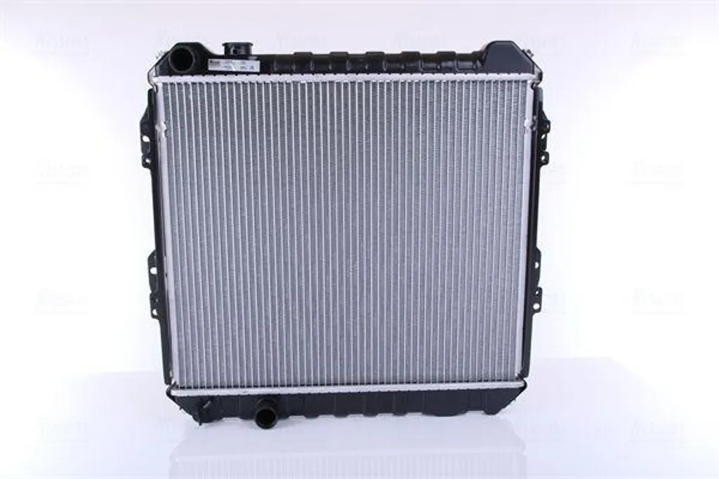 Radiateur moteur pour Hilux : idéal pour transport de charges lourdes