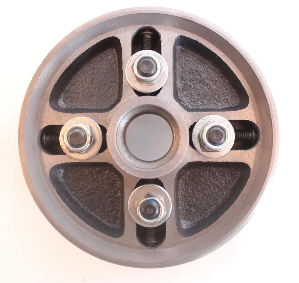 Mandrin de serrage robuste M33 à 4 mors pour un usinage stable et sûr