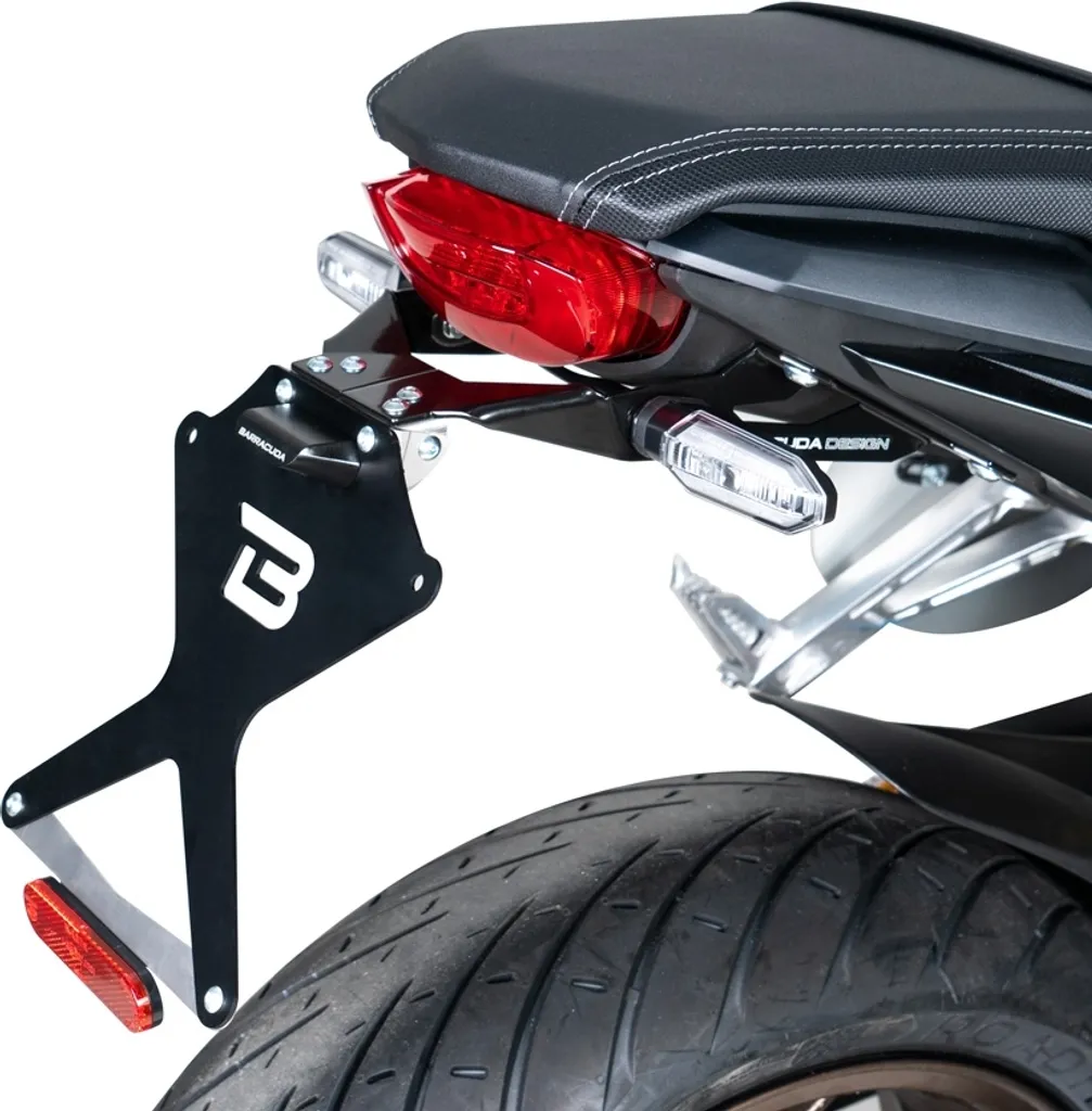 Support Plaque CB650R : Éliminez le Garde-Boue Volumineux RH02