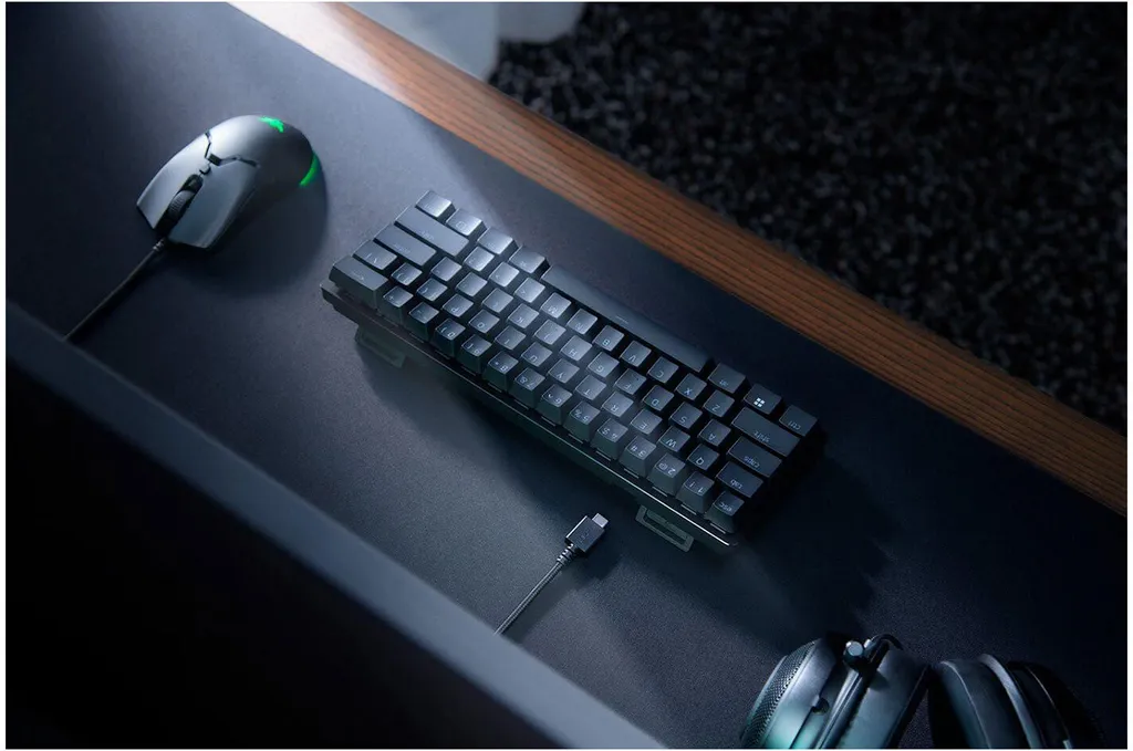 Razer Huntsman Mini Analog : Switchs Optiques et Format 60% Noir