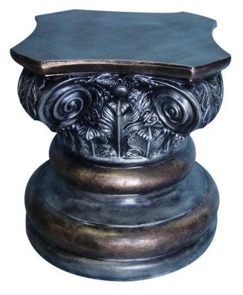 Piédestal de Décoration Design avec Sculptures et Figures en Relief