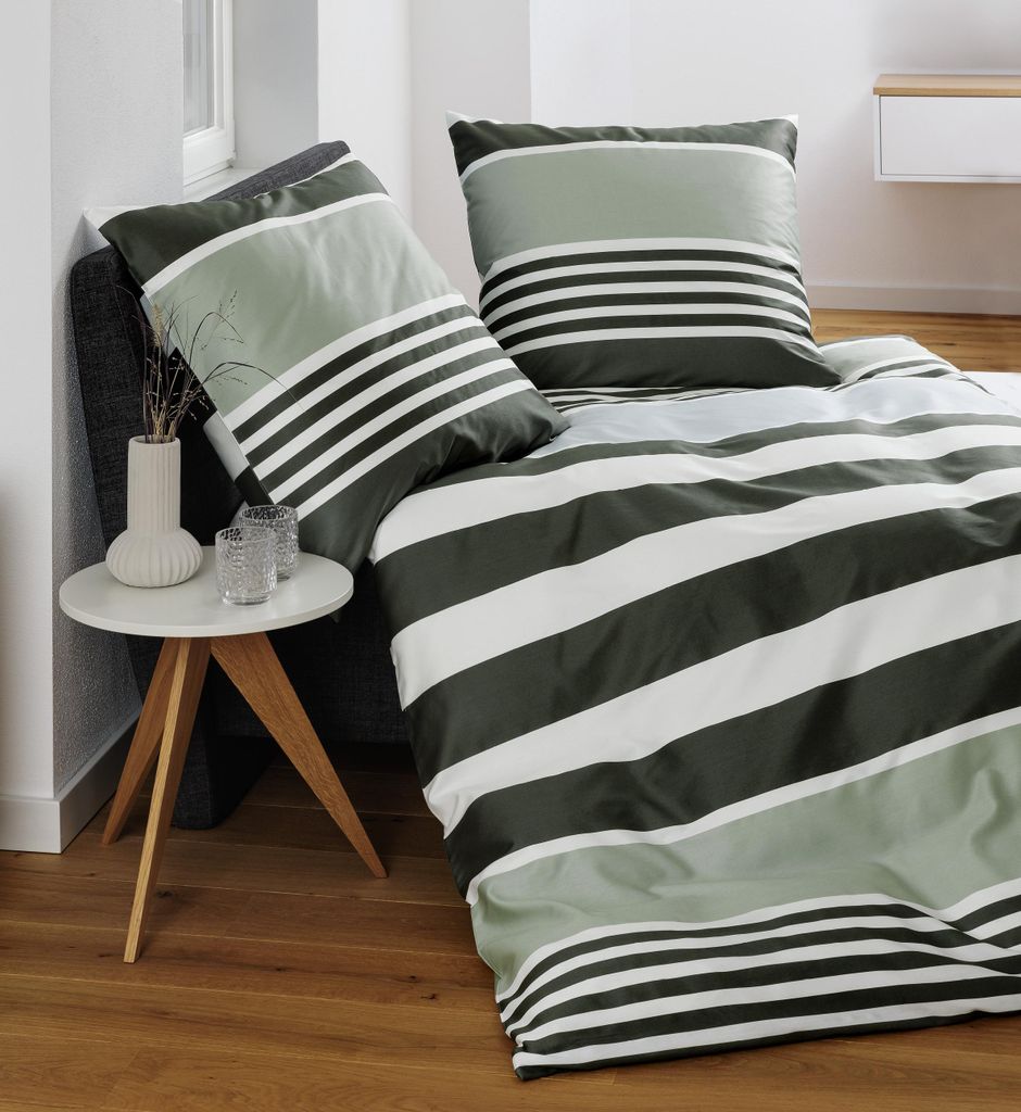 Janine Design Mako-Satin-Bettwäsche-Garnitur J. D. 87108 Farbe dunkles salbeigrün Größe 200x220x2x80x80