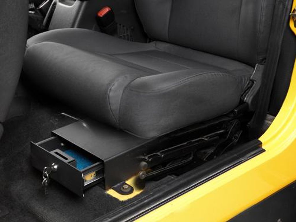 Staubox abschliessbar unter Fahrersitz Jeep Wrangler TJ Produktbild 