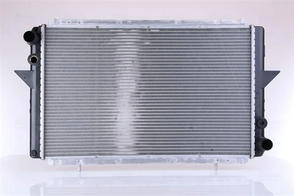 Radiateur moteur Nissens 63940A : stopper les fuites sur votre Master