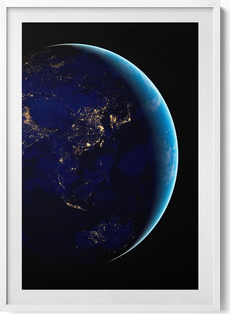 Der Globus im Weltraum– Wandbild mit Rahmen – Gerahmtes Bild – Wanddekoration – 70x100 cm – Weiß Rahmen
