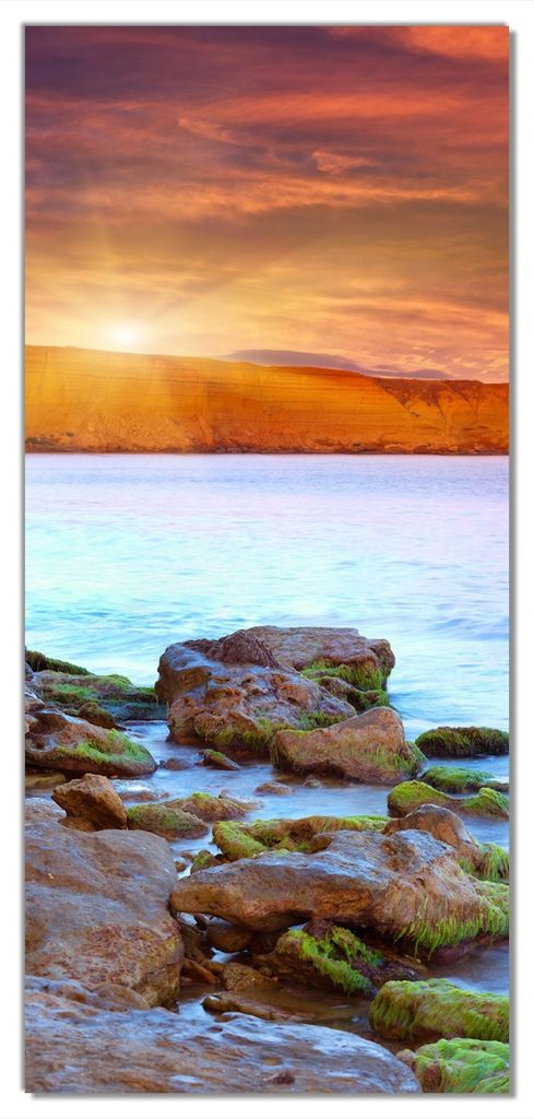 Wallario selbstklebende Türtapete 93 x 205 cm - Sonnenaufgang am Meer mit Landzunge und Felsen im Wasser - Abwischbar, rückstandsfrei zu entfernen