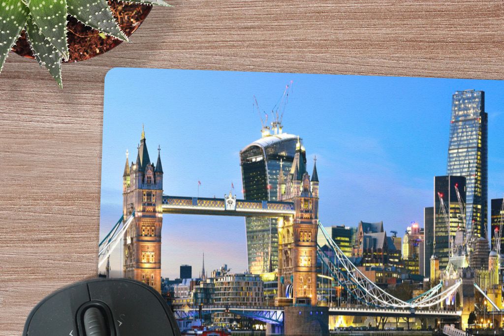 MuchoWow Schreibtischunterlage Tower Bridge - London - England 80x40 cm - XXL Mauspad - Gaming Mauspad