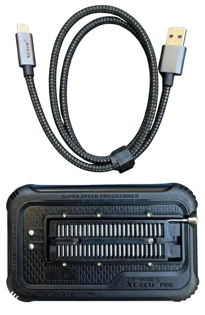 Programmateur universel pour maintenance électronique et flashage BIOS PC