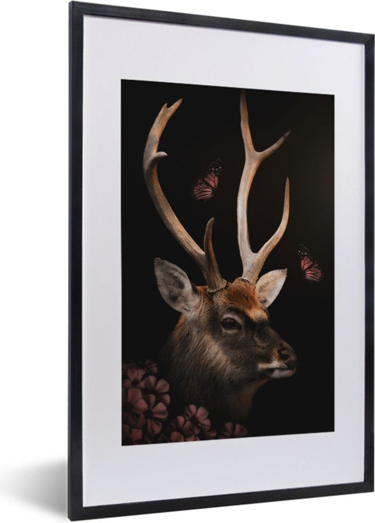 MuchoWow MuchoWow Gerahmtes Poster Hirsch - Dschungel - Schmetterling - Blumen 40x60 cm - Poster mit zchwarzem Bilderrahmen - Poster in Rahmen
