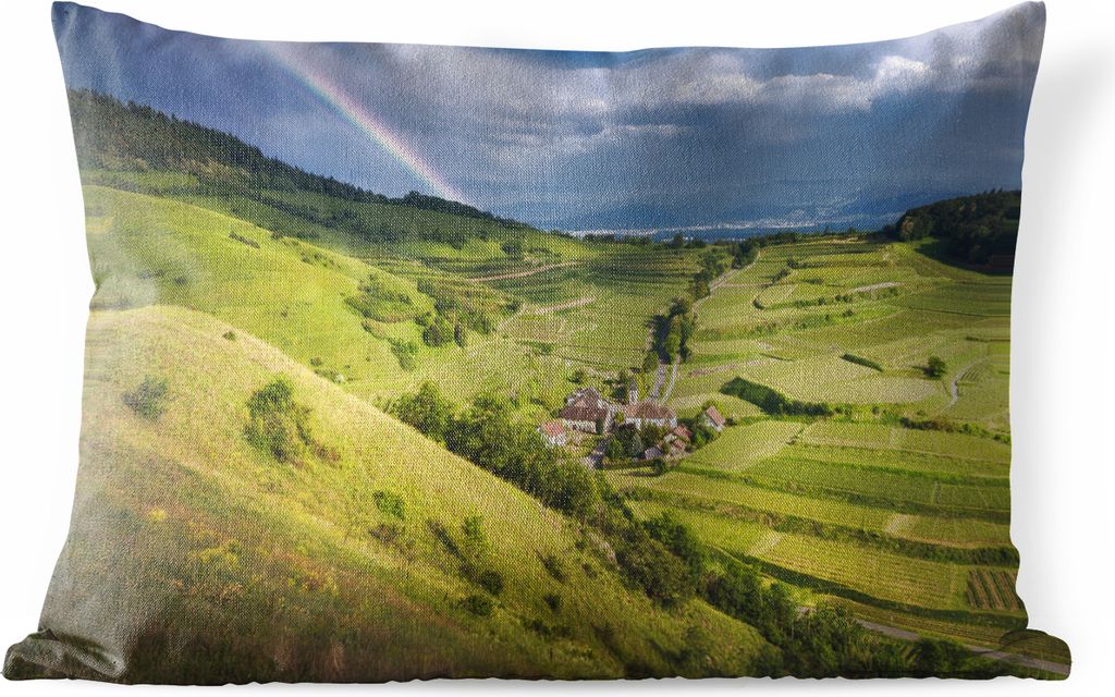 MuchoWow Outdoor Kissen - Regenbogen über dem Schwarzwald im Südwesten Deutschlands - 60x40 cm - Wetterfest - Lounge Kissen - Zierkissen - Kiss...