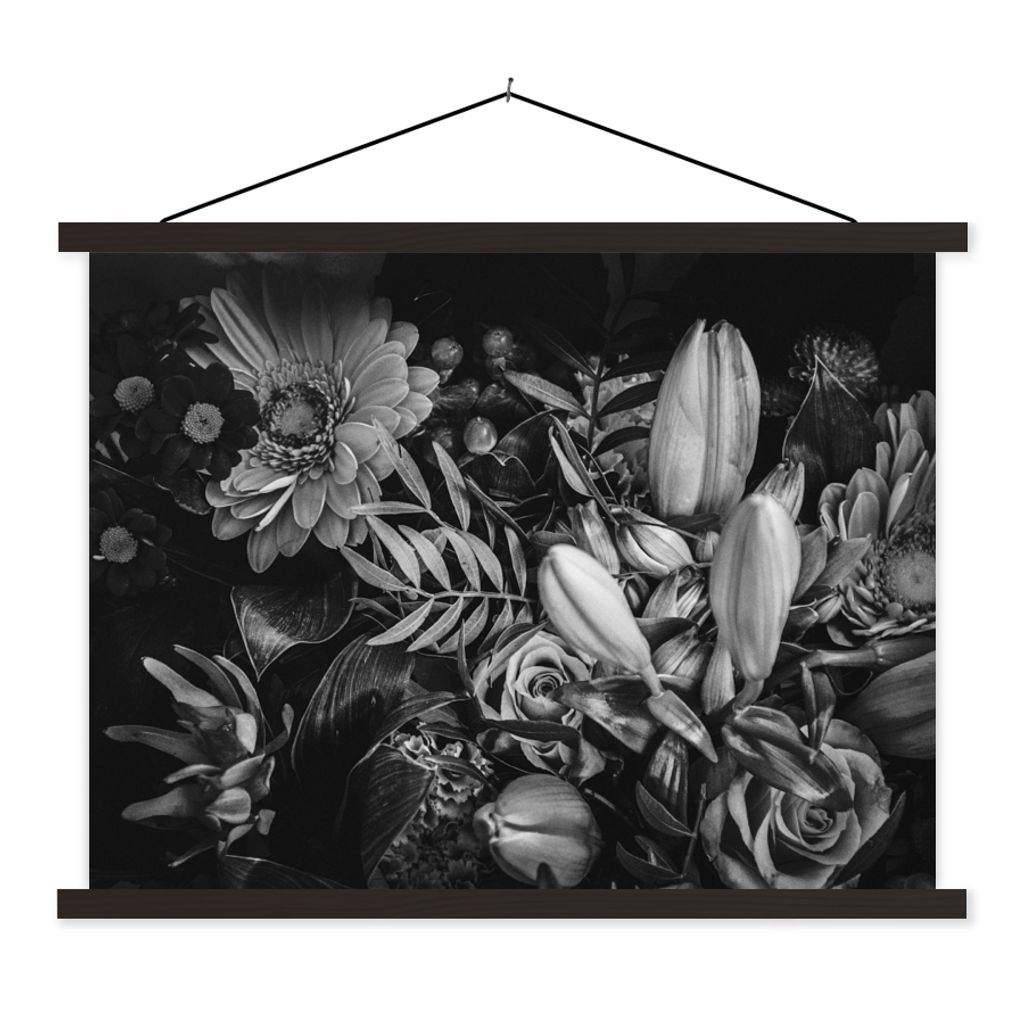 MuchoWow Textilposter Blumenstrauß - Stilleben - Blumen - Pflanzen - Rot 150x113 cm mit schwarzem Rahmen - Wohnzimmer
