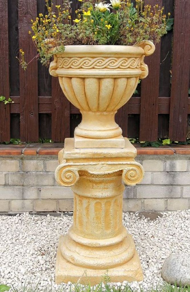 Casa Padrino Barock Blumentopf mit Säule Beige Ø 48 x H. 99 cm - Prunkvoller Pflanzentopf mit Gartensäule im Barockstil - Barock Garten Deko Acc...