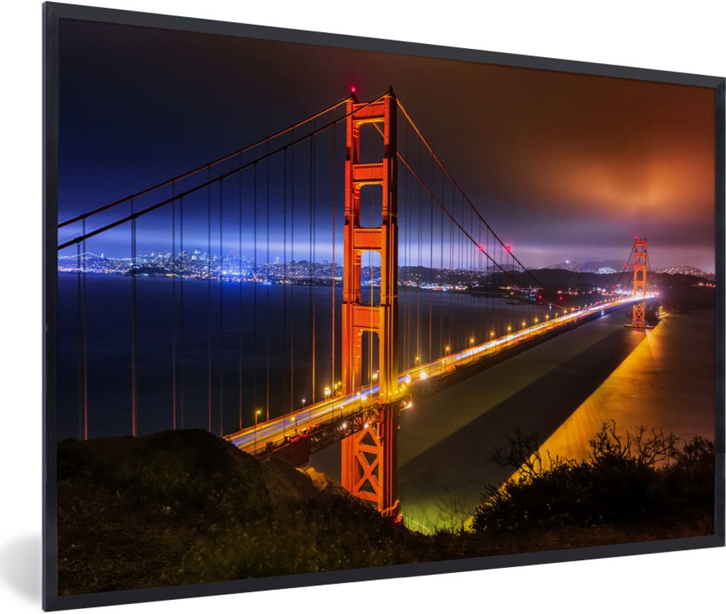 MuchoWow Gerahmtes Poster Die Golden Gate Bridge bei Nacht beleuchtet 90x60 cm - Poster mit Schwarzem Bilderrahmen Wandposter Rahmen Foto Bilder ...