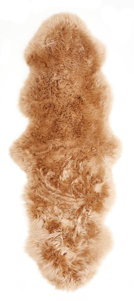 Teppich Schaffell Double in der Farbe Cognac, ca. 60 x 160 cm. 