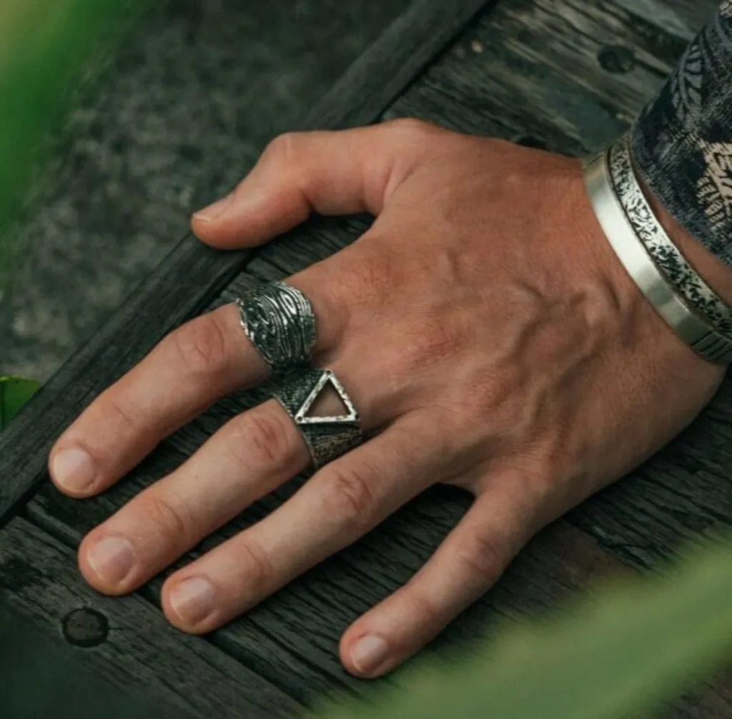 Orologi e Gioielli L.K.Lewis da Uomo: Eleganza in Acciaio e Vera Pelle - 2