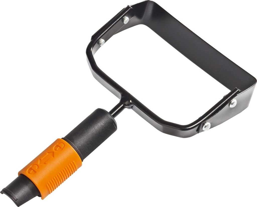 A Fiskars QuikFit Jäter tool against a white background.