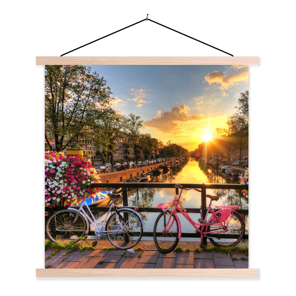 MuchoWow Textilposter Amsterdam - Blumen - Brücke - Fahrrad - Sonnenuntergang 60x60 cm mit holzfarbenen Rahmen - Wanddekoration