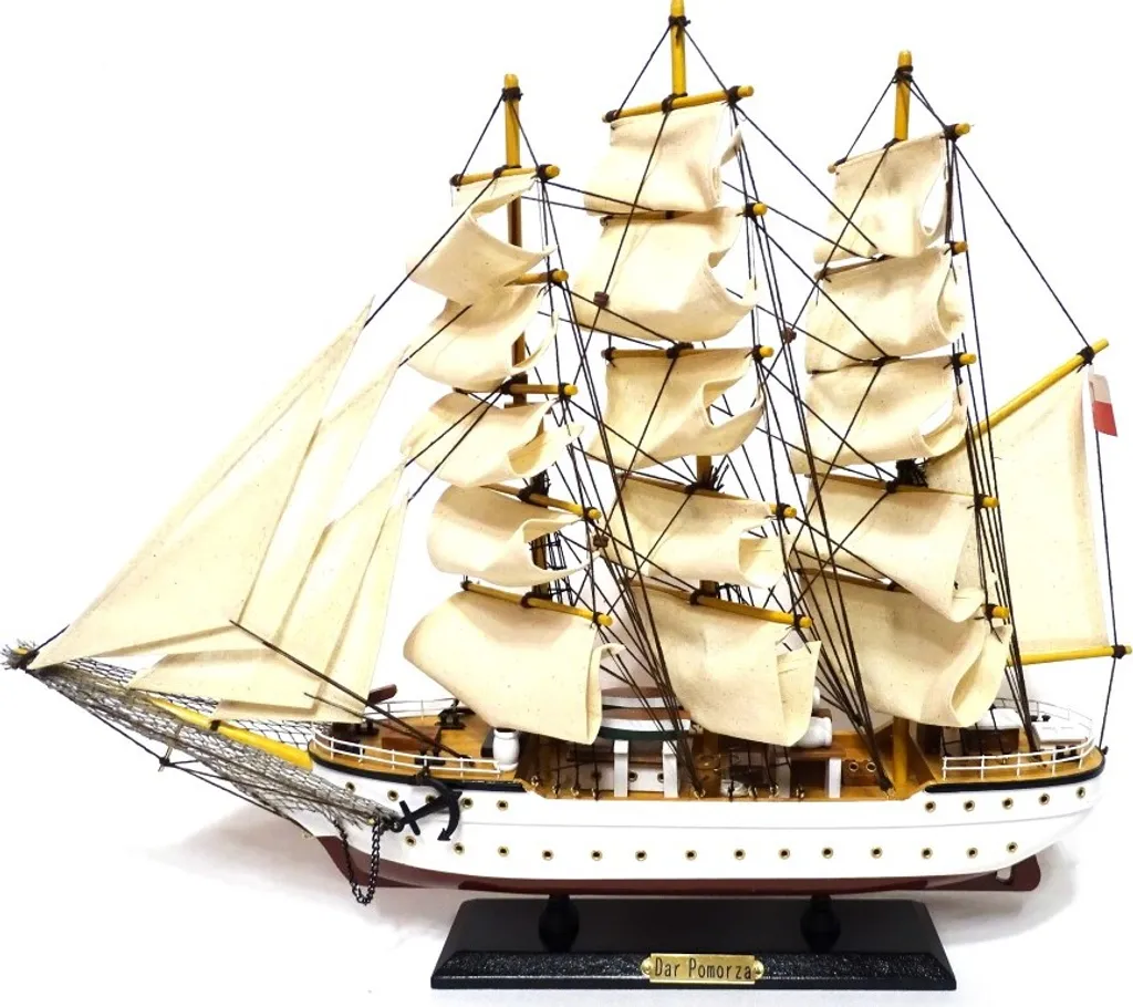 Maquette voilier Dar Pomorza DARPOM50 - Modèle réduit bois de 50 cm