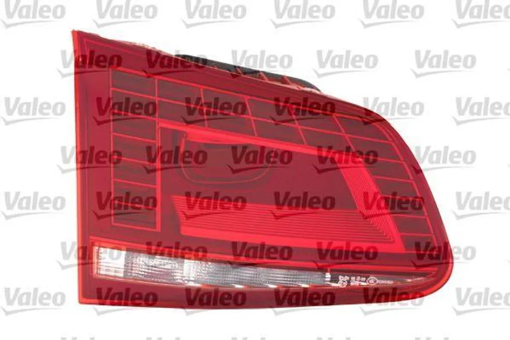 Feu arrière VALEO 044608 anti-buée pour VW Touareg OE 7P6945307