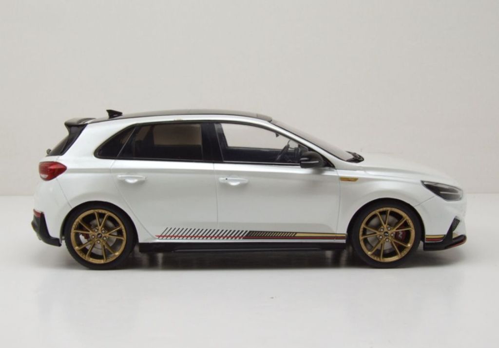 MCG 18376 Hyundai i30 N Limited Edition 2021 weiß metallic Produktbild 12