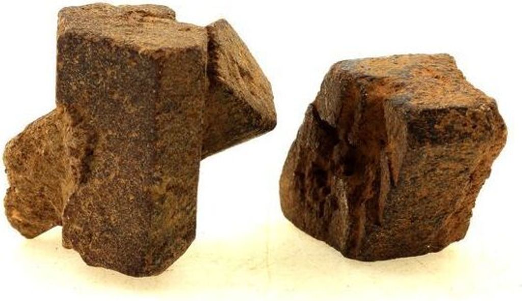Staurolith (2 Stück) 171,90 Karat
