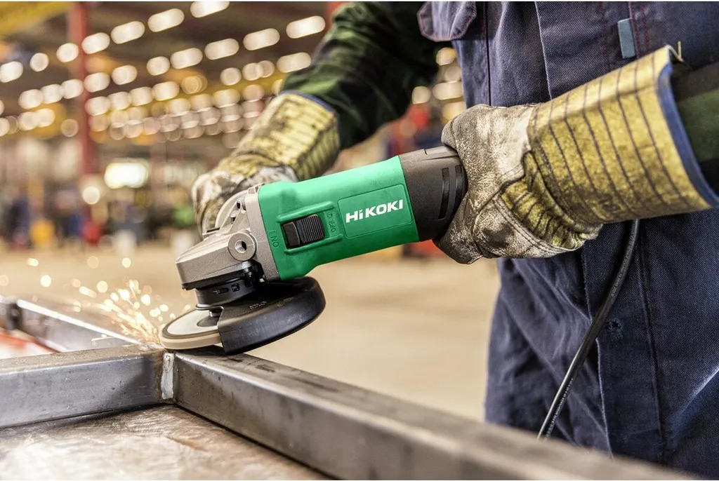 Meuleuse HiKOKI G13SW2YFZ 125mm anti-vibration : confort et sécurité - 3