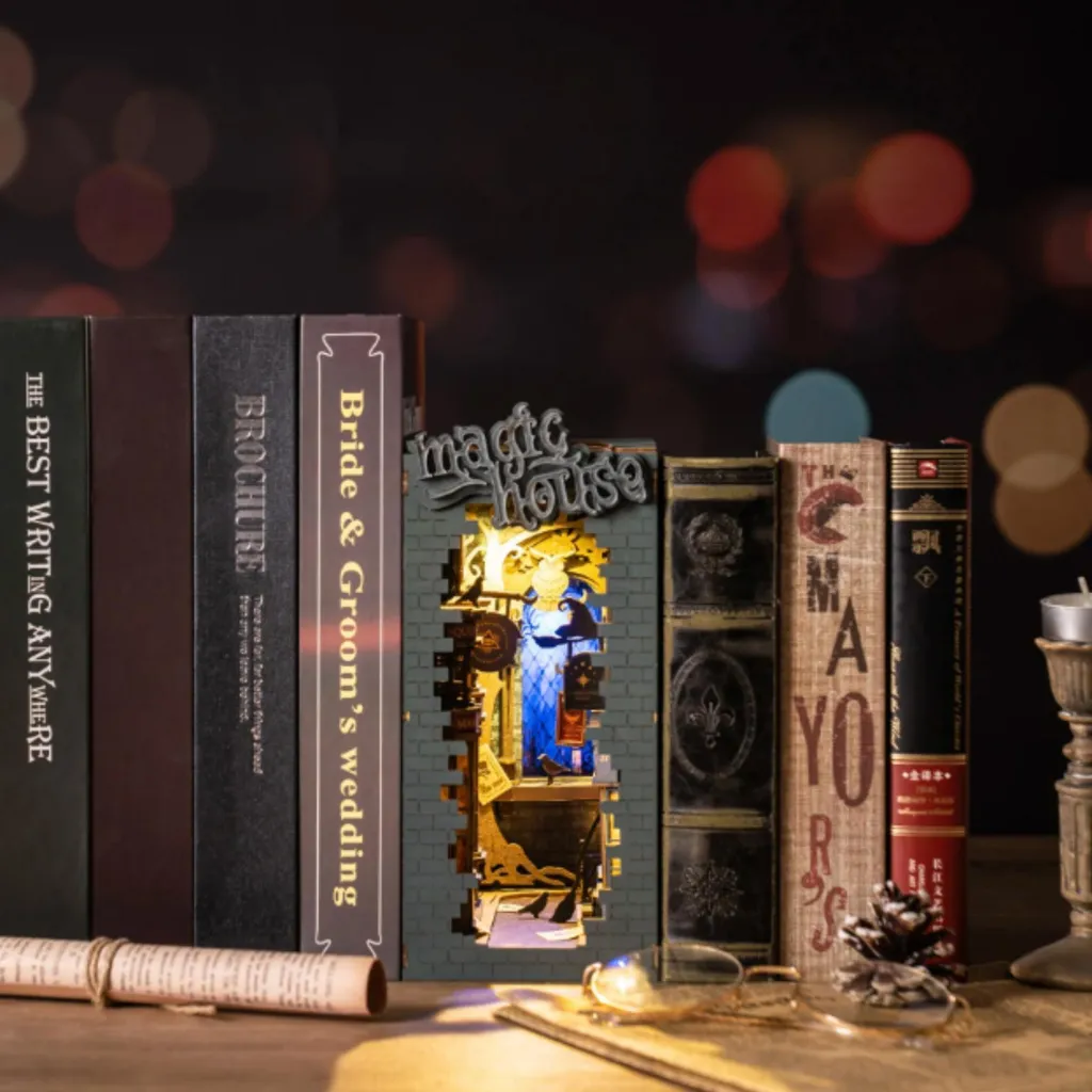 Kit Book Nook DIY - Puzzle 3D En Bois Avec Meubles Miniatures Et Capteur LED - Décoration Magique Pour étagère - Dès 14 Ans