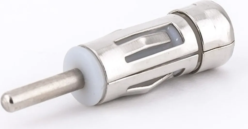 Recensione Adattatore Antenna Caliber ANT614: Da ISO a DIN Facile