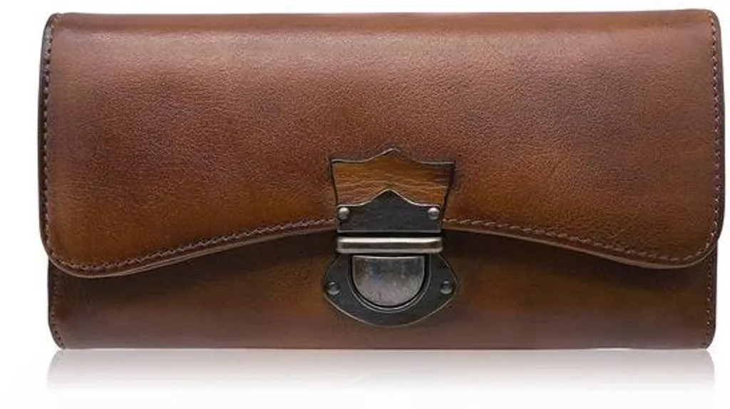 Montre femme cuir à grand cadran pour une lecture de l'heure facile