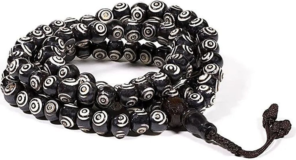 Mala been zwart-wit 108 kralen met Guru kraal -- 0.8 cm