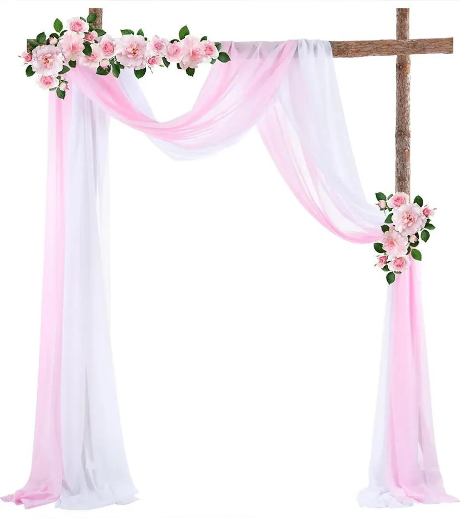 Rideau de Fond Fluide pour une Décoration de Mariage Élégante et Chic