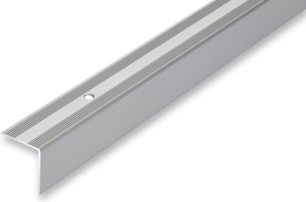 (13,80EUR/m) 30 x 32 x 900 mm Treppenwinkel silberfarben gebohrt inkl. Montageset Treppenkantenprofil Treppenkante