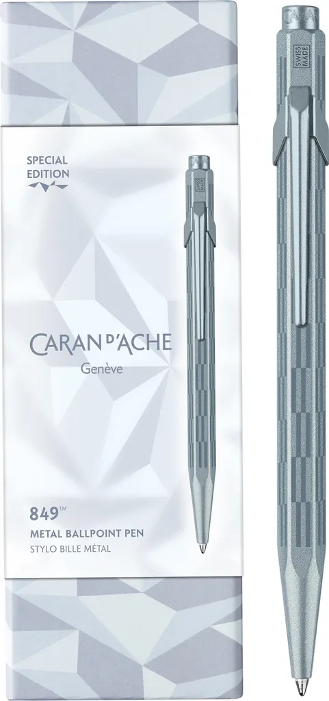 Fini les Stylos qui Fuient avec le Caran d'Ache 849 Alpine Frost Bleu