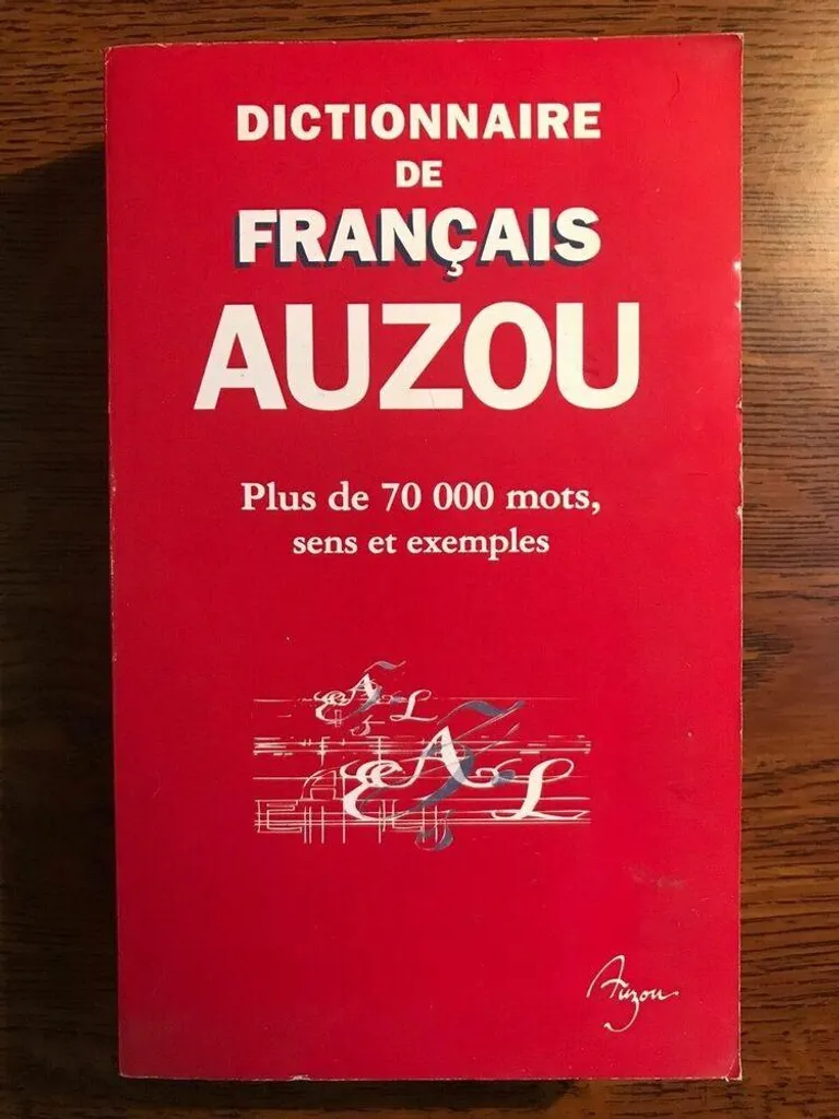 Dictionnaire de français illustré Larousse 2024 avec 75 000 définitions
