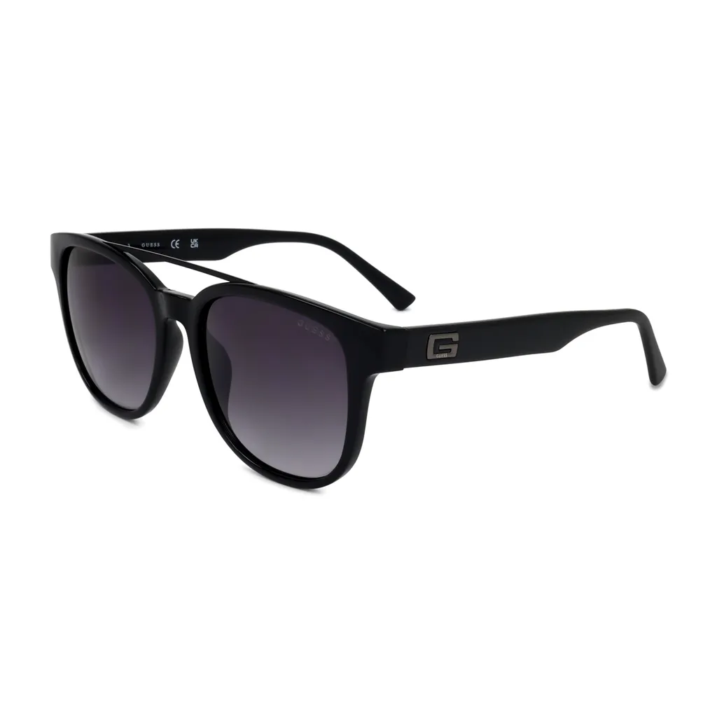 Guess GF5075-01B Occhiali Sole Uomo: Il Nero Intramontabile di Classe