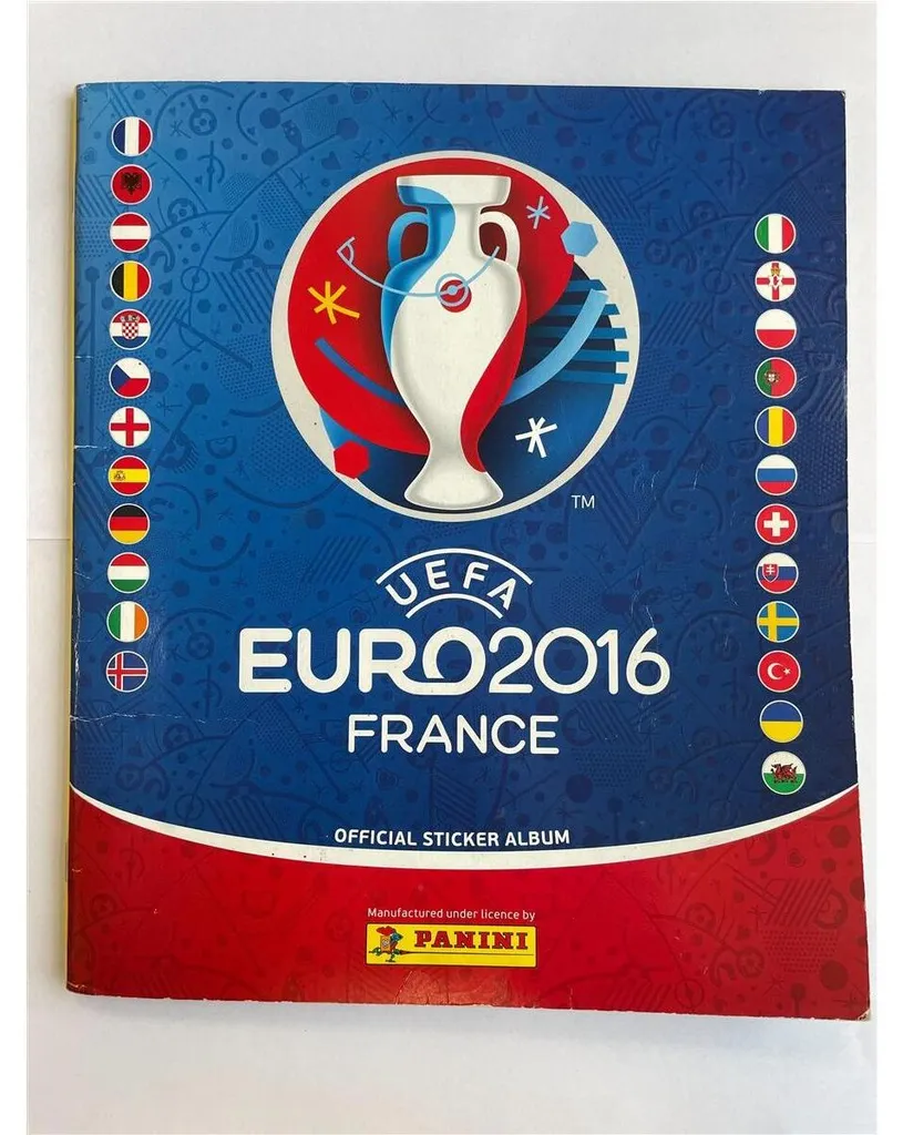 Album Panini Euro 2016 vintage avec pages numérotées pour images