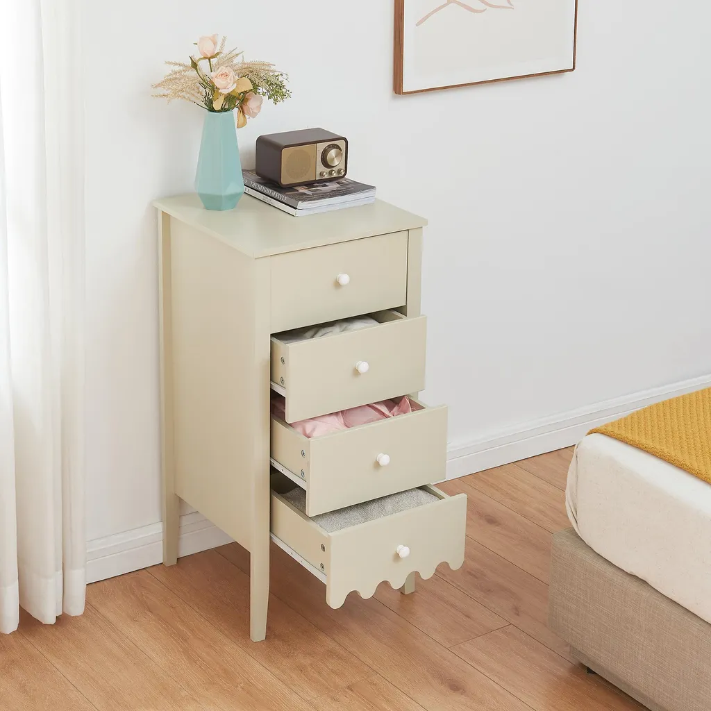 Commode 4 tiroirs Luspoo 82 cm blanc crème structure robuste chic