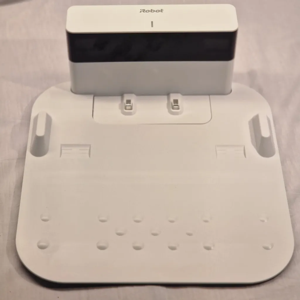 Base de Recharge Braava jet m6 pour Nettoyage Automatique Multi-Pièces