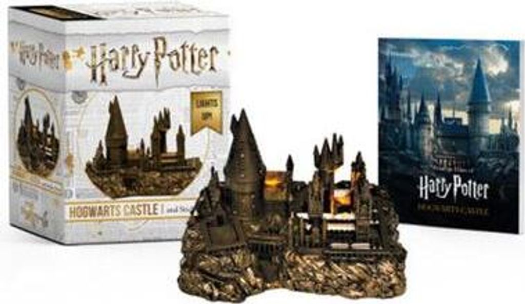 Harry Potter Hogwarts Castle and Sticker Book Immagine del prodotto 