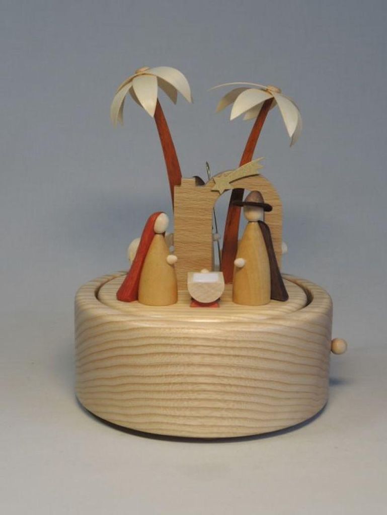 Spieldose Christi Geburt - Naturholzdesign (18cm) von Richard Glässer